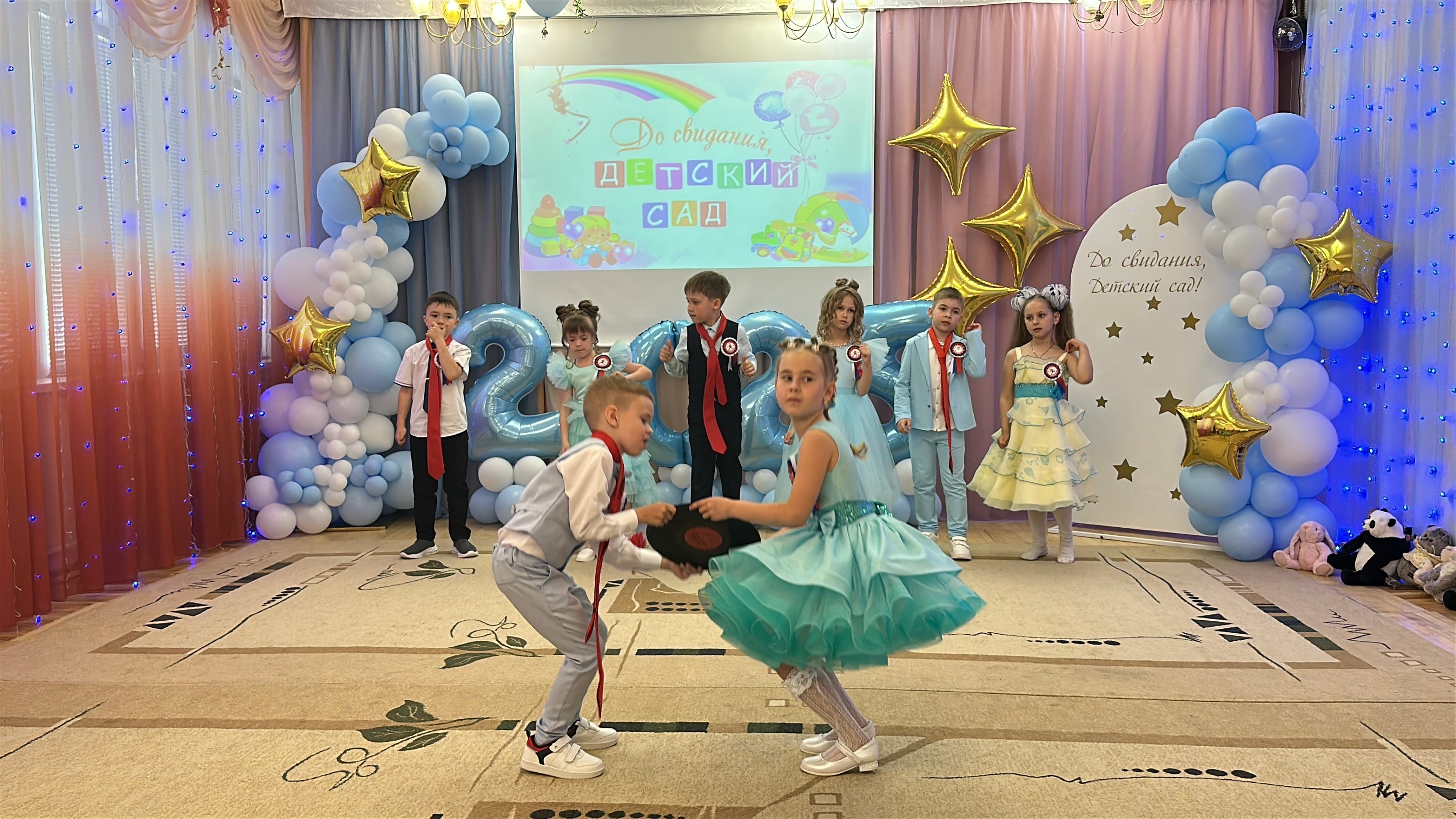 Вот и завершился выпускной праздник в МОУ&amp;quot;НОШ 232&amp;quot; подготовительной группы &amp;quot;Буратино&amp;quot;.