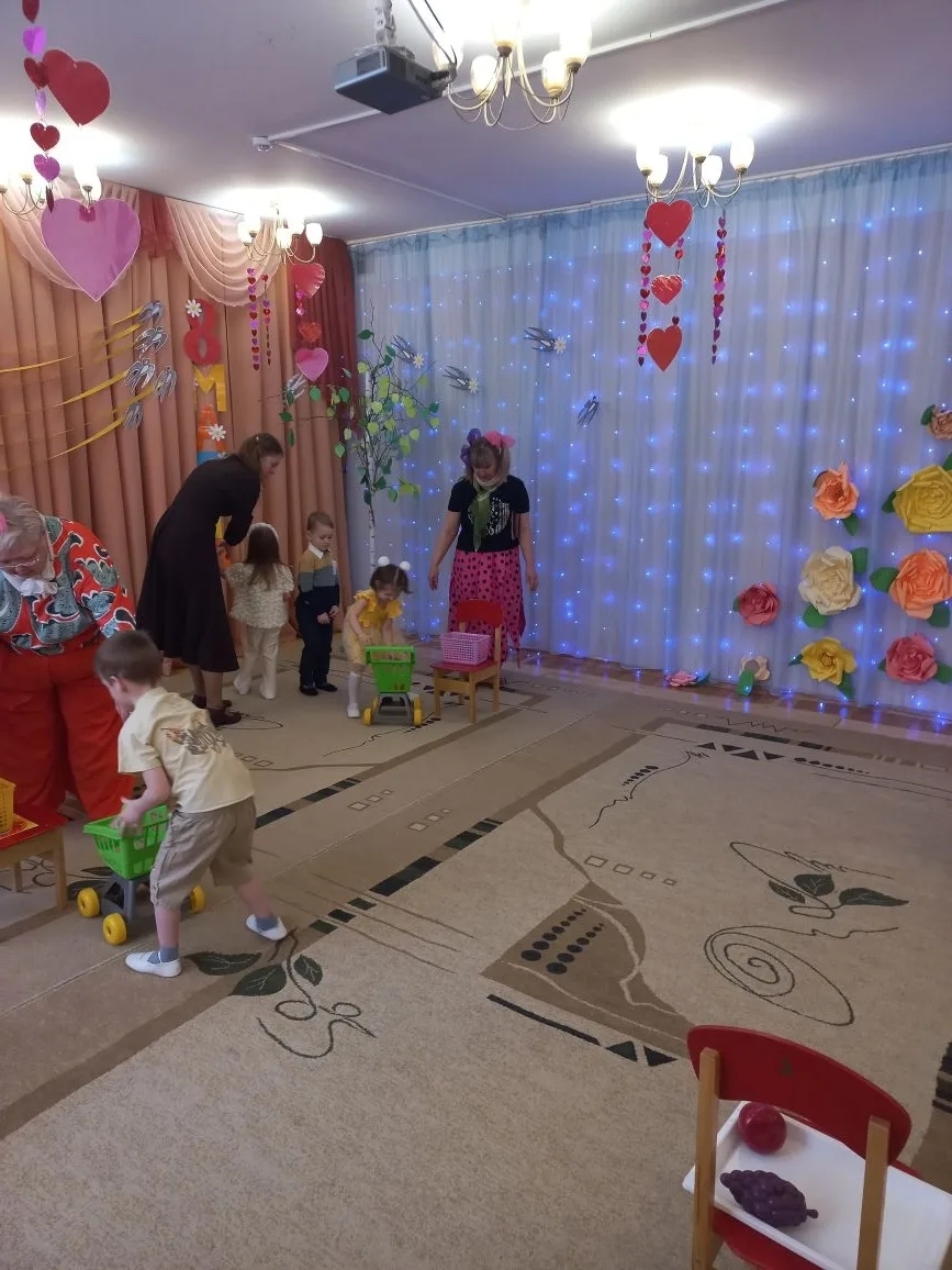 Праздник мам Праздник мам.