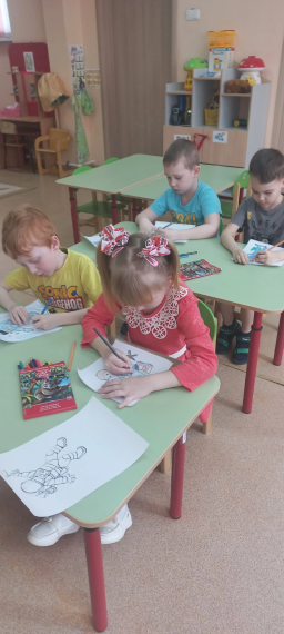 «Профессии разные нужны, и разные важны».