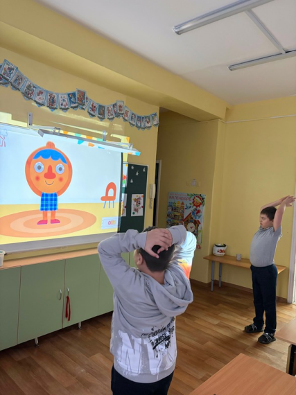 Динамическая пауза в школе.