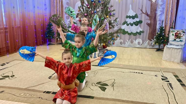 Веселый Новогодний утренник в подготовительной группе!.